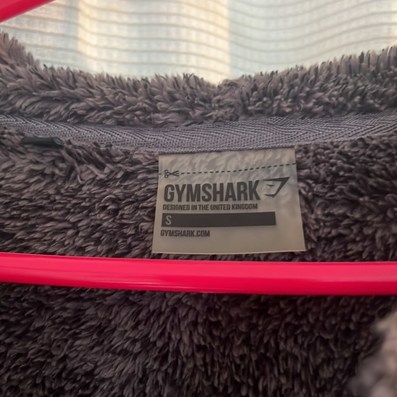 Gymshark cropped zip up - Picture 3 of 3